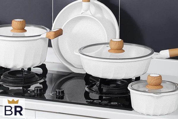 5 Best Induction Pan Sets - Nov. 2022 - BestReviews