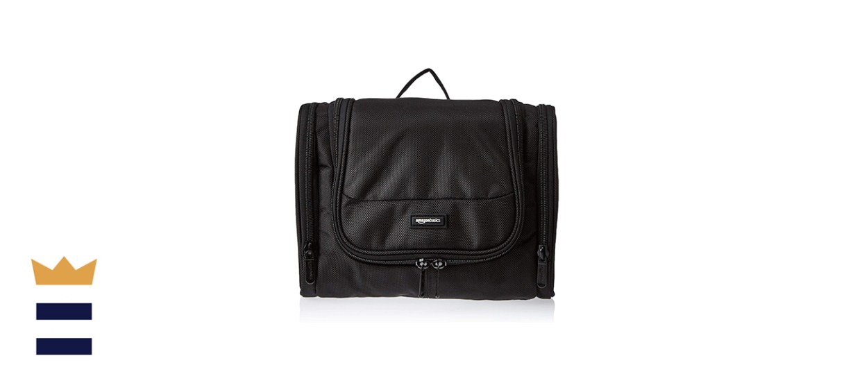 Amazon Basics: Hanging Toiletry Kit