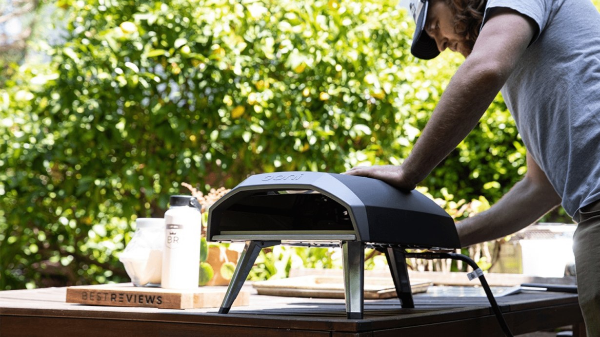 Using Ooni Koda 12 Gas Pizza Oven in the garden